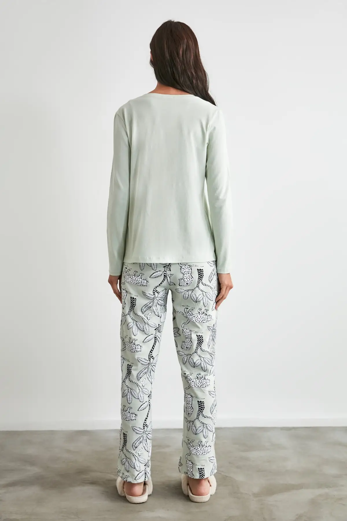 

Trendyol Zebra Printed Knitted Pajamas Set THMAW21PT0725