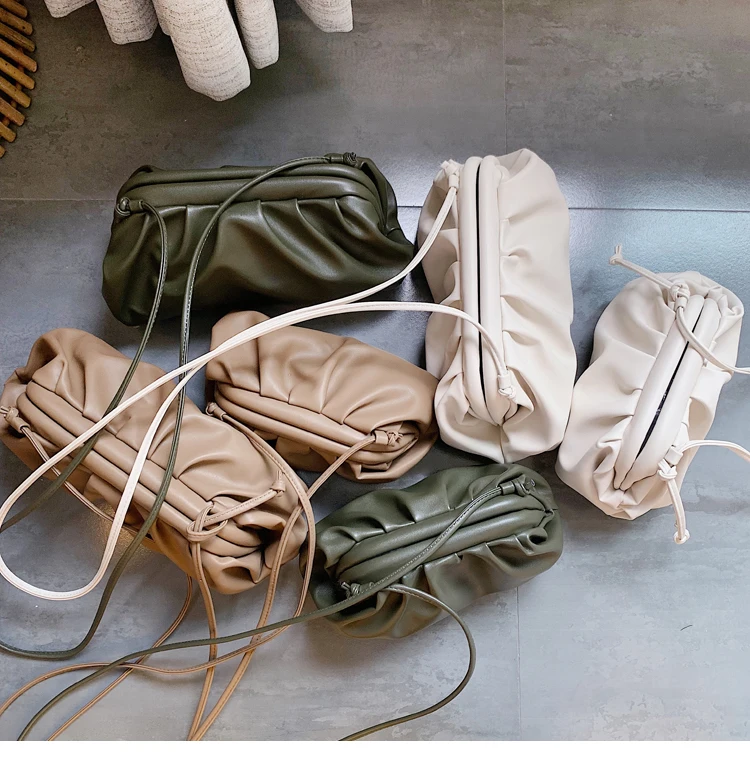 

Cloud bag Women Day Clutch Bags Pleated Dumpling Shoulder Messenger Bags Luxury Designer Small Cute Lady Crossbody Handbags new