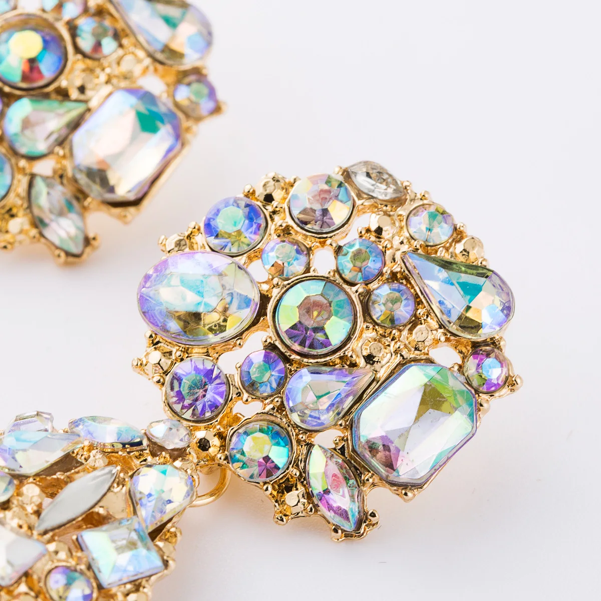 ZiccoWong Luxury AB Color Crystal Rhinestone Drop Earrings Women Geometric Water Long Dangle Statement Earring |