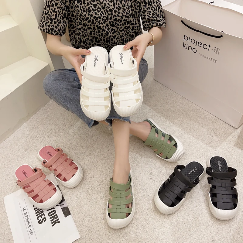 

Shoes Woman 2021 Slippers For Swimming Pool Cover Toe Low Pantofle Beach Flat Summer New Rubber Slides PU Rome Basic Scandals