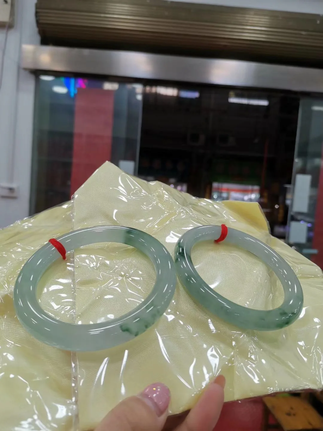

Real Myanmar green jade bangles handcarved lucky flower jadeite jade round bracelet emerald jade bracelets jade jewelry