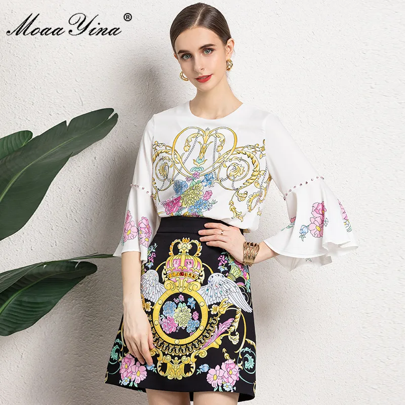 

MoaaYina 2021 Fashion Designer Sets Summer Women's Loose Print white Tops and High waist Black Mini Skirts Two-piece suit