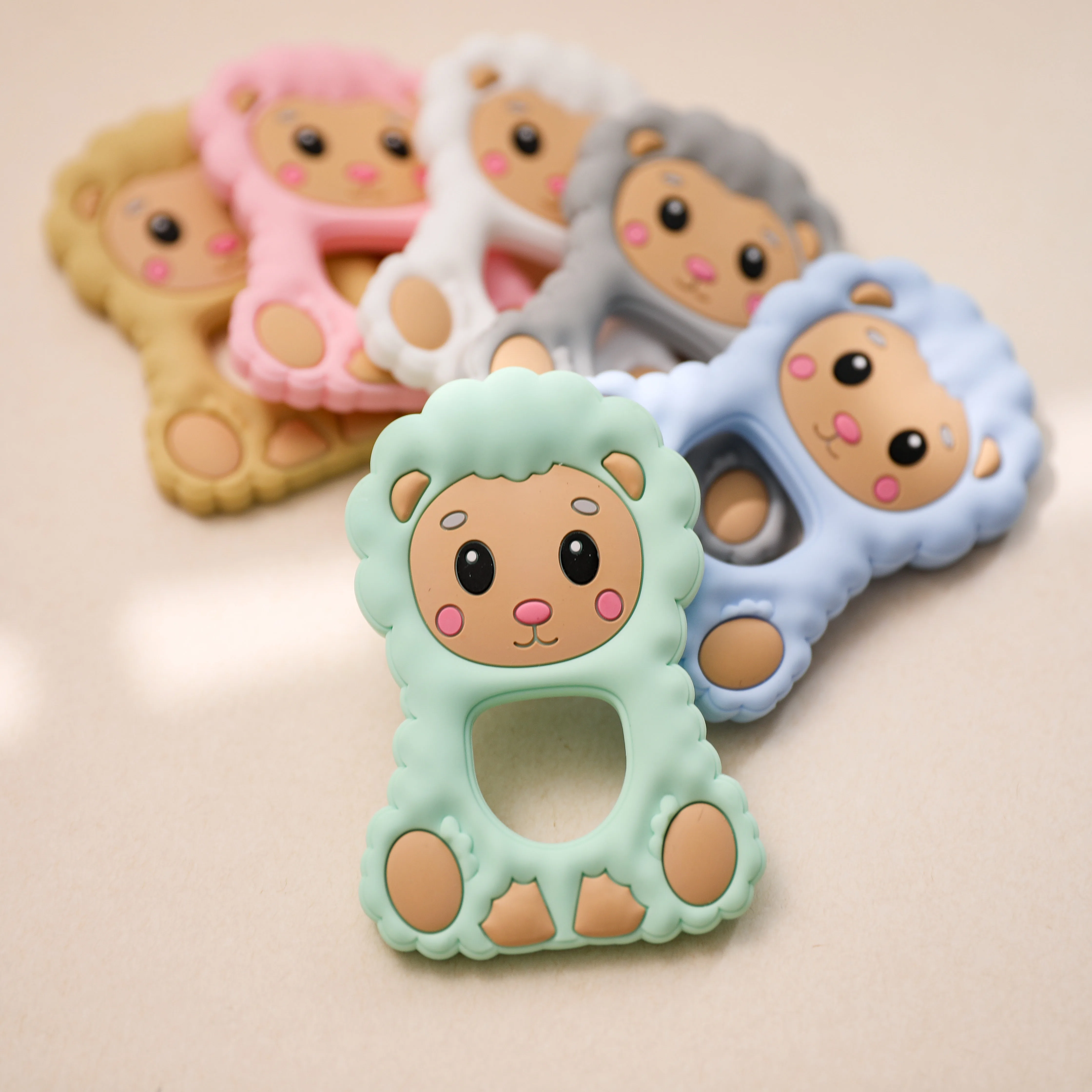 

1Pc Sheep Silicone Teethers Food Grade Silicone Pandents DIY Teething Toys Children's Goods Nurse Gift Infant Teether Toys