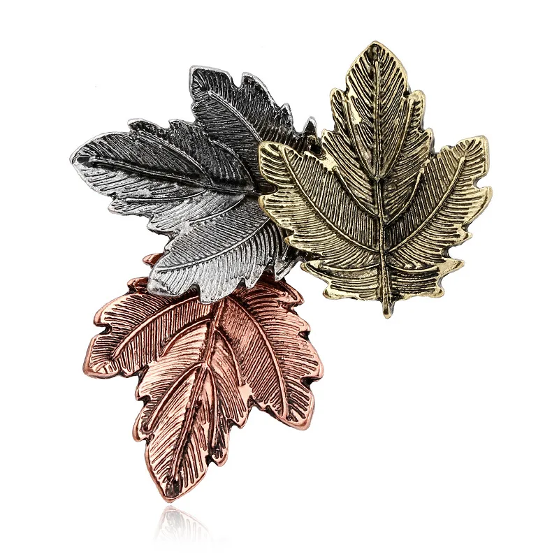 

Simple Retro Three color Maple Leaf Brooch Pin For Women Christmas Accessories Brooches Metal Jwelry Brooches for Women