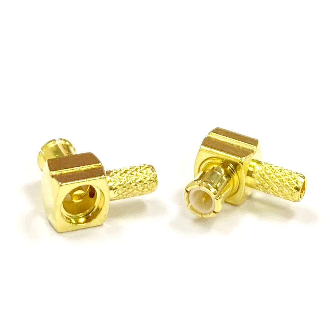 

New MCX Male Plug Right Angle RF Coax Convertor Connector Crimp For RG316 RG174 Cable Goldplated Wholesale for WIFI Antenna