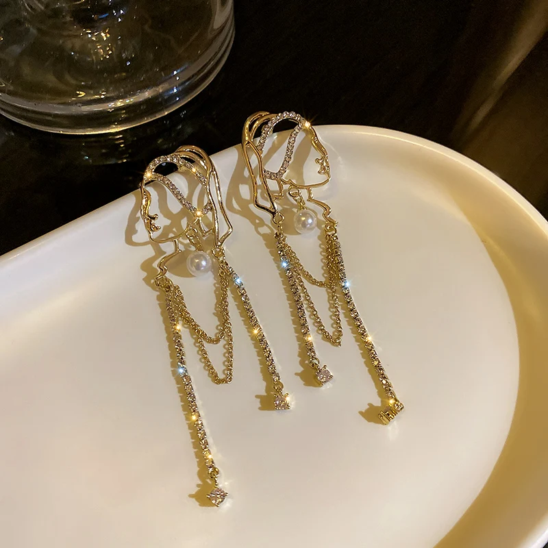 

Vintage Pearl Crystal Portrait Chain Tassel Earrings French Personality Exaggerated Earrings Women Jewelry Accessories