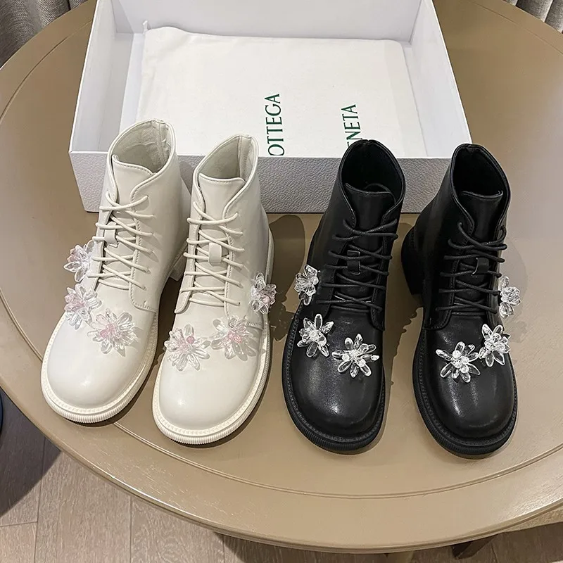 

Thick-soled Martin Boots Women's Spring And Autumn British Style 021 New Soft Leather Tide White Booties Joker Boots