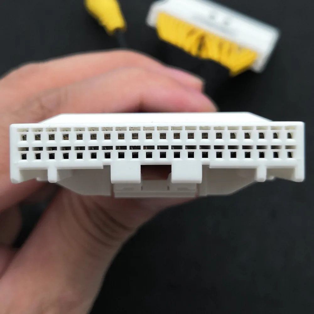 Оригинальный переключатель видеовхода YIFOUM 40Pin реверсивная камера RCA адаптер
