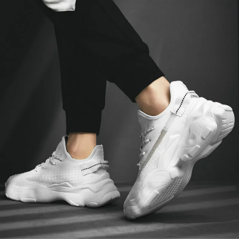 

Men Shoes Fashion Mesh Light Breathable Men Casual Shoes Men Sneakers Outdoor Footwear