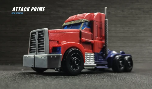 APC-Toys Apache Transformation Toys TFP Leader's Witness Prime OP Robot Transformed Into Car Model images - 6