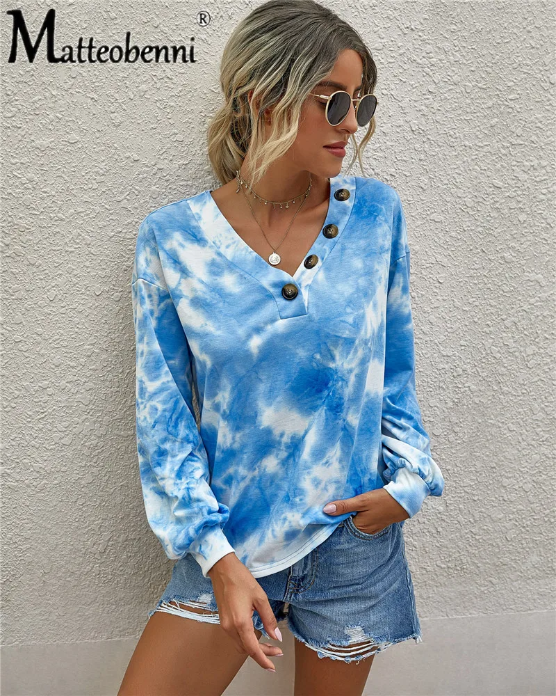 Женские футболки с галстуком бабочкой предпочитаются материалы для покраски