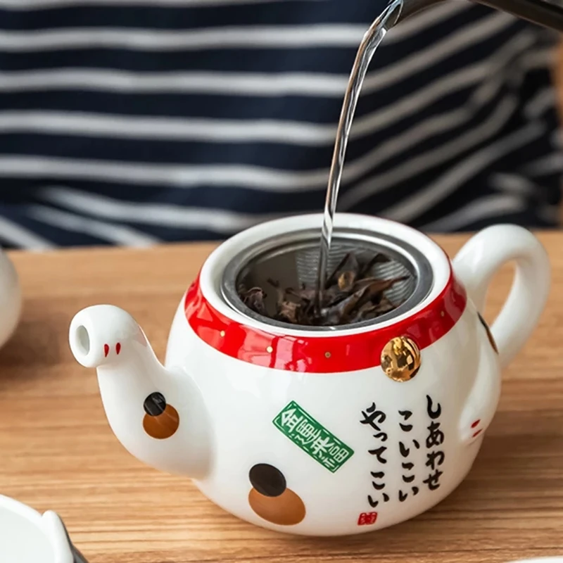 

2 Pcs Cute Japanese Lucky Cat Porcelain Tea Set Creative Ceramic Tea Cup Pot with Strainer Lovely Plutus Cat Teapot Mug