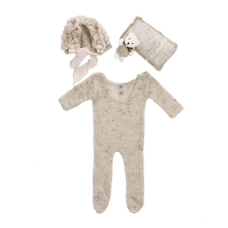 

4 Pcs/Set Photo Shooting Clothing Outfits Baby Infants Hat Pillow Romper Jumpsuit Bear Doll Newborn Photography Props