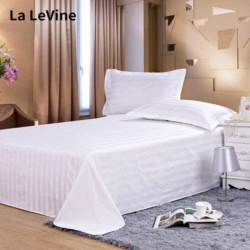 Простыни хлопковые для отеля белые удобные влагонепроницаемые на