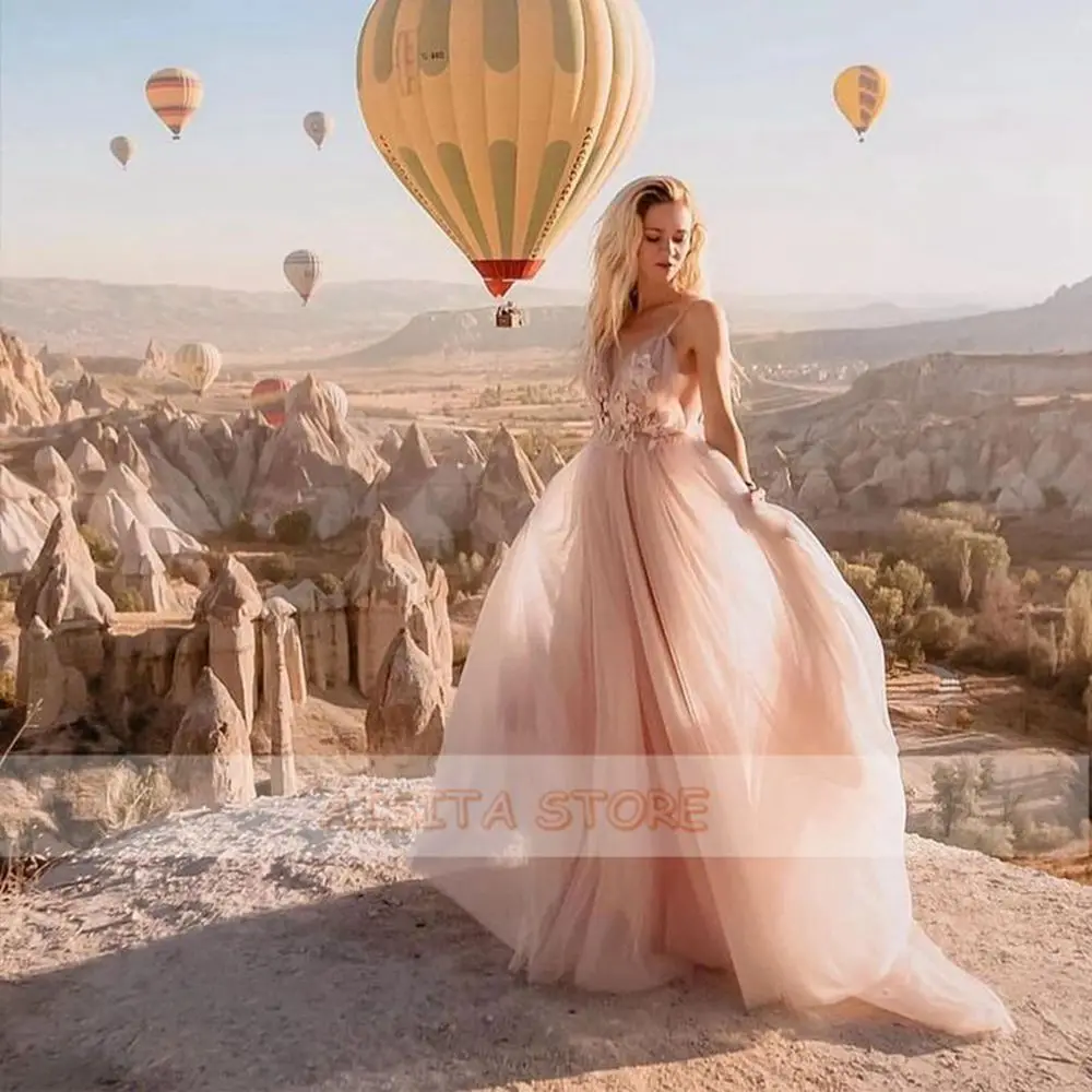 Платье в пол для выпускного вечера с V-образным вырезом без рукавов открытой