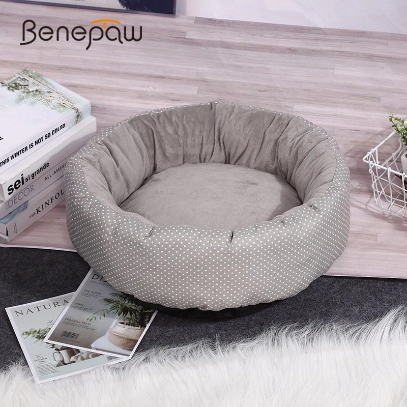 Benepaw модная теплая собачья кровать в горошек для маленьких и средних собак, Высококачественная короткая плюшевая круглая домашняя кровать для щенков, домашних питомцев, кошек, нескользящая водонепроницаемая подошва