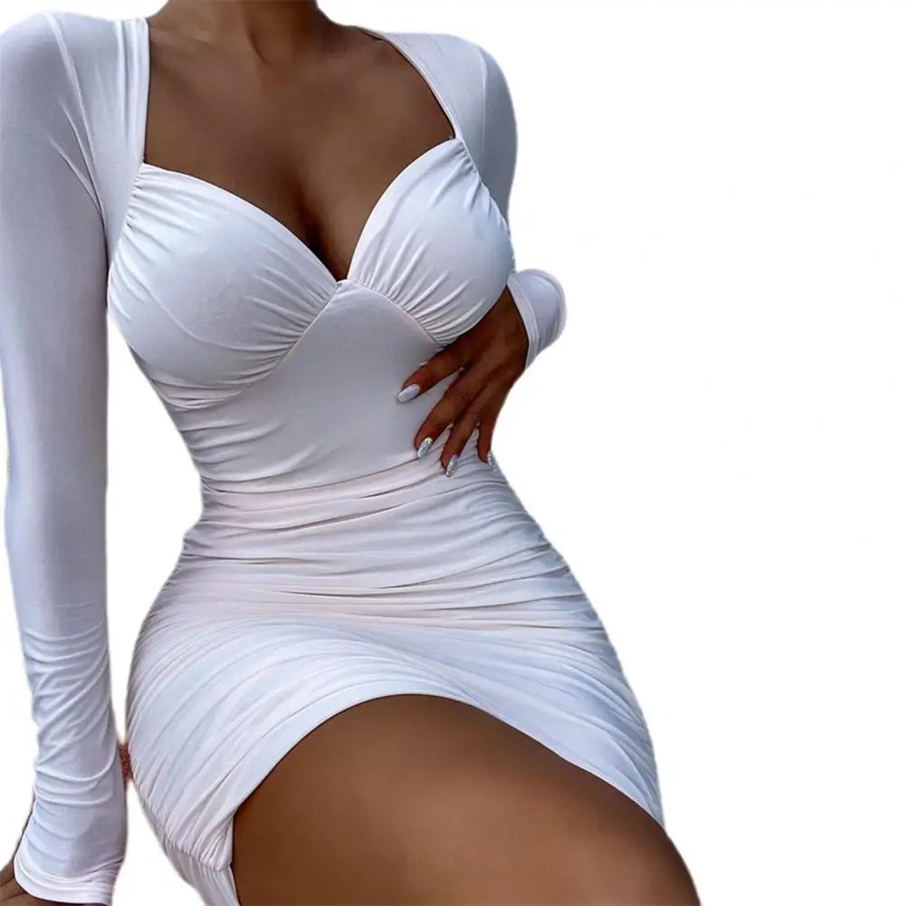 

Мини-платье женское однотонное с V-образным вырезом, длиной выше колена