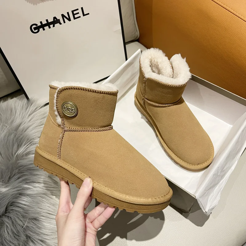 

2022 Women's Snow Boots Brand Designer Women's Boots Suede Slip-on Women's Round Toe Short Boots High Quality Winter Warm Boots