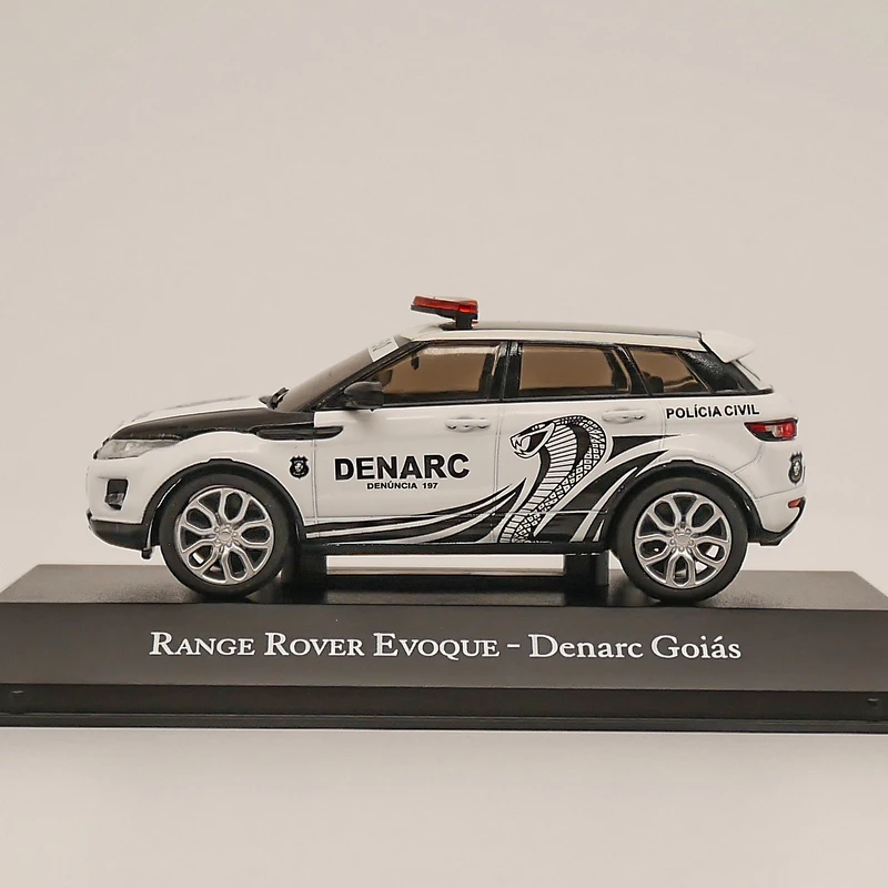 Модель автомобиля из литая под давлением Ixo 1:43 DENARC denноция 197 полиция гражданская