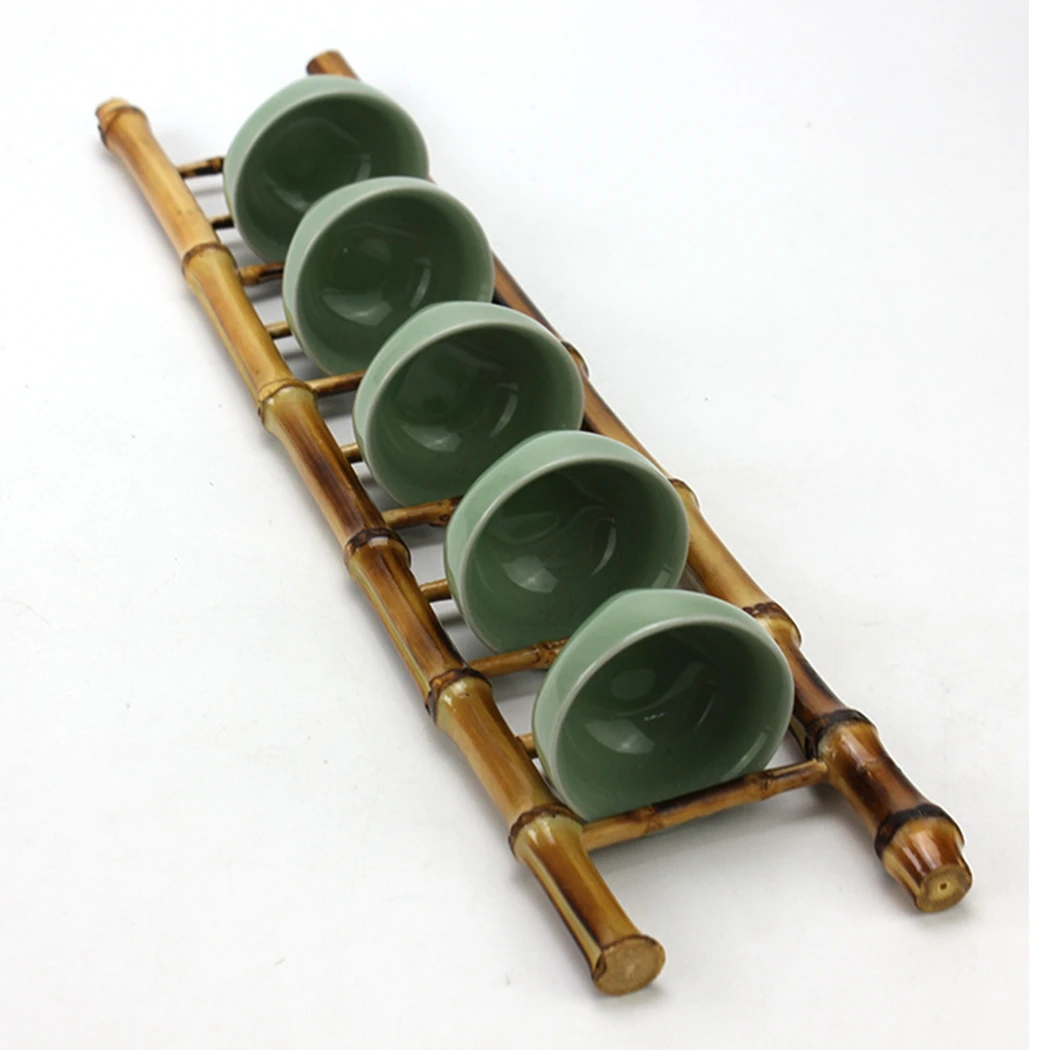 Держатель чашек для чая из бамбука с полкой для сушки в форме шагающей лестницы для хранения в чайном домике.