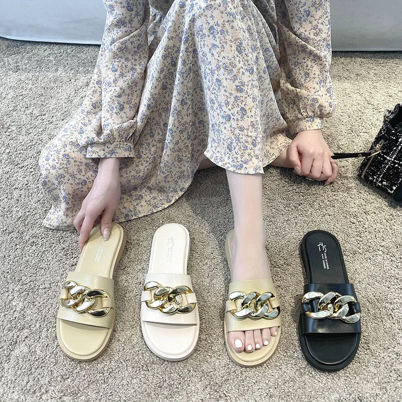 

Shoes Summer Clogs Woman Slippers Casual Slides Rivet Low Pantofle Beach Luxury Flat 2021 PU Metal Decoration Fashion Basic