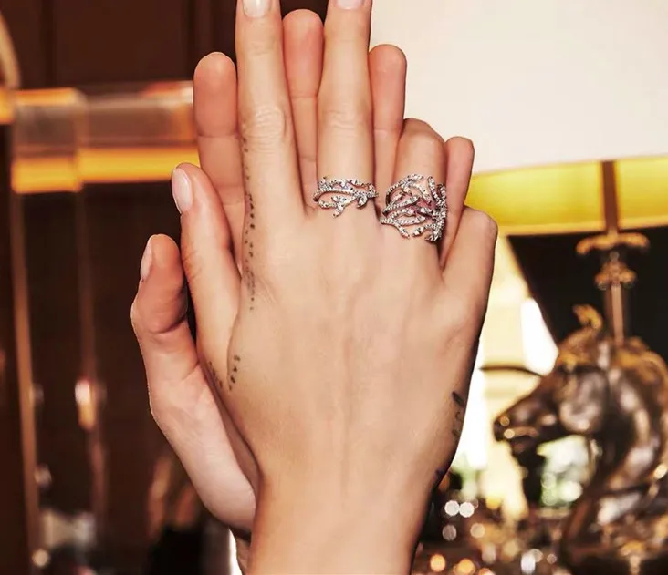 Женское кольцо в виде ветки из серебра 925 пробы | Украшения и аксессуары