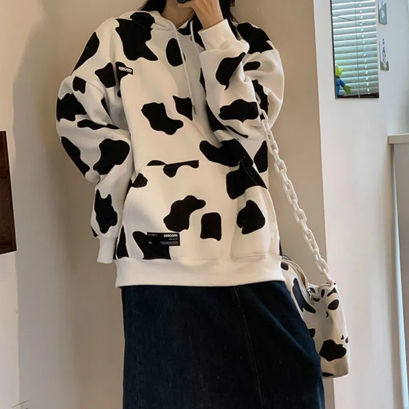 

HOUZHOU Cow Print Oversized Hoodie Autumn Cotton Korean Style Sweatshirt Women Loose Long Sleeve Streetwear Plus Size Pullover