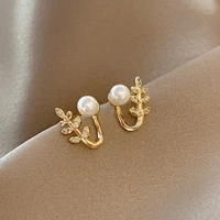 hot ins womens luxury earrings micro inlaid zircon leaf stud earrings geometric gold plated pearl jewelry 2021
