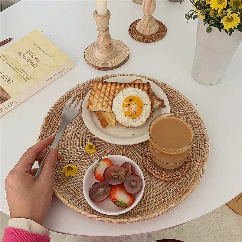 

Rattan Hand-Woven Round Dinner Plate Breakfast Bread Dessert Plate Coffee Beverage Tray Fruit Storage Basket