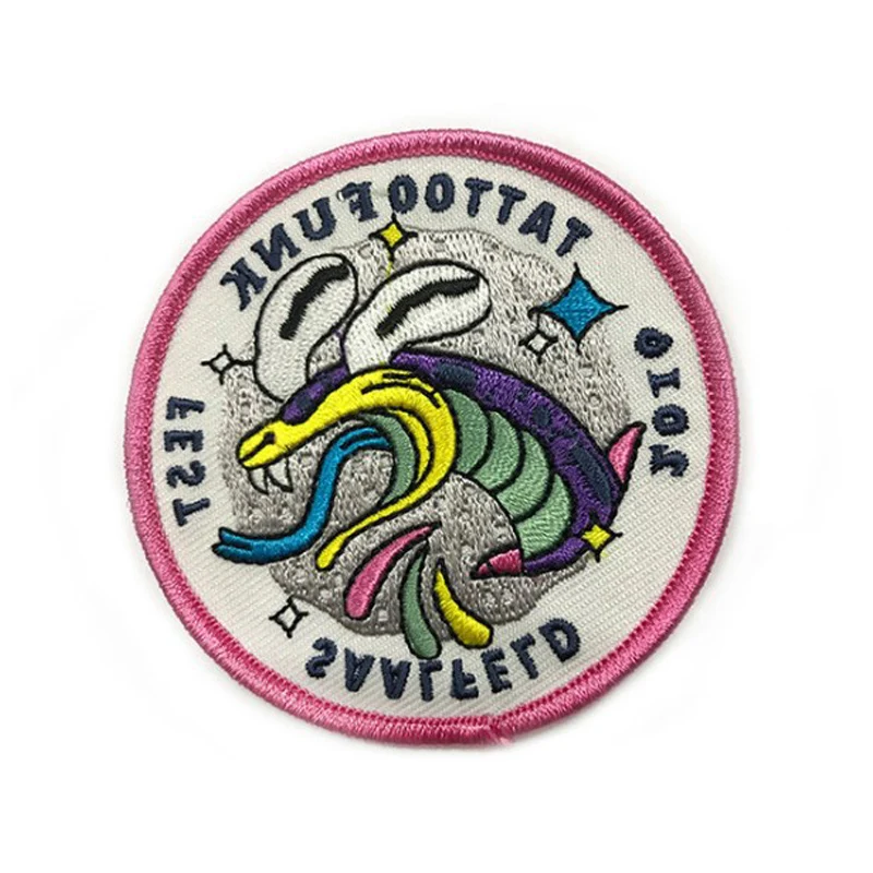 

Тканевые нашивки с вышивкой, компьютерные вышитые этикетки, индивидуальная обработка, клейкие узоры, горячая резка, тканевые этикетки