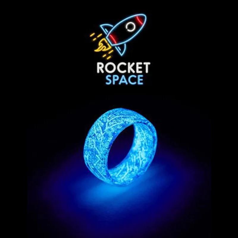 Модное кольцо из смолы в стиле панк светящееся темноте обручальное