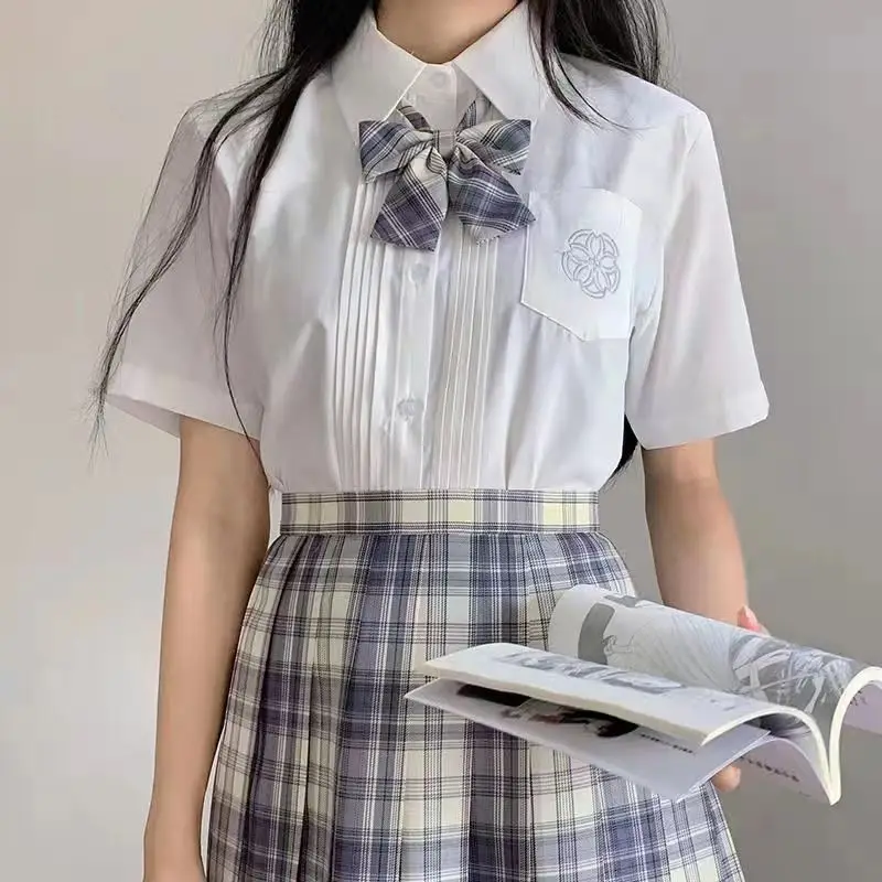 

[Star and Sakura] Women Summer Slim V Neck Accordion Pleats Shirt Embroidery Tops JK School Uniform Blouses Student Clothes