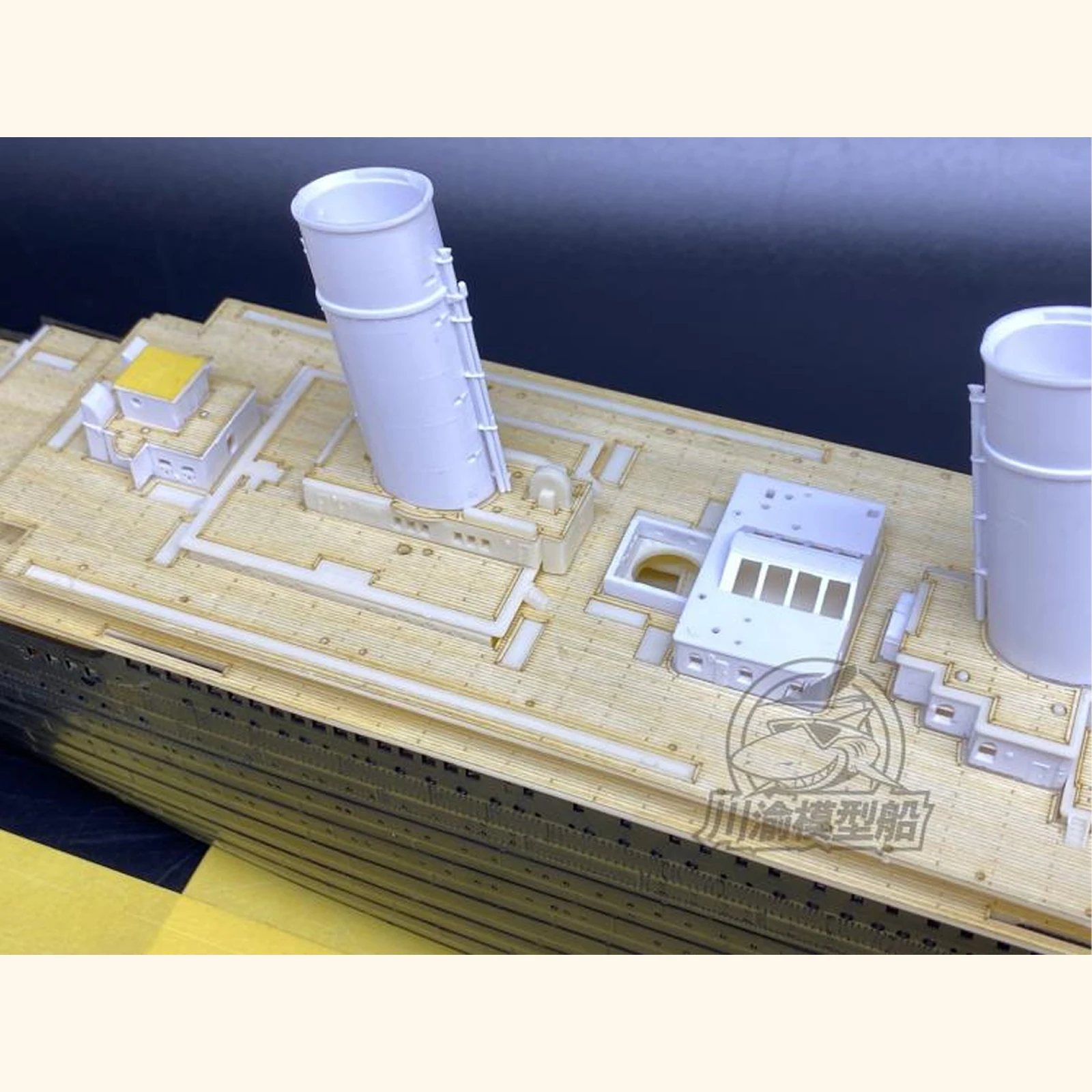 

1/350 Scale Wooden Deck Masking Sheet for Minicraft 11318 RMS Titanic Model