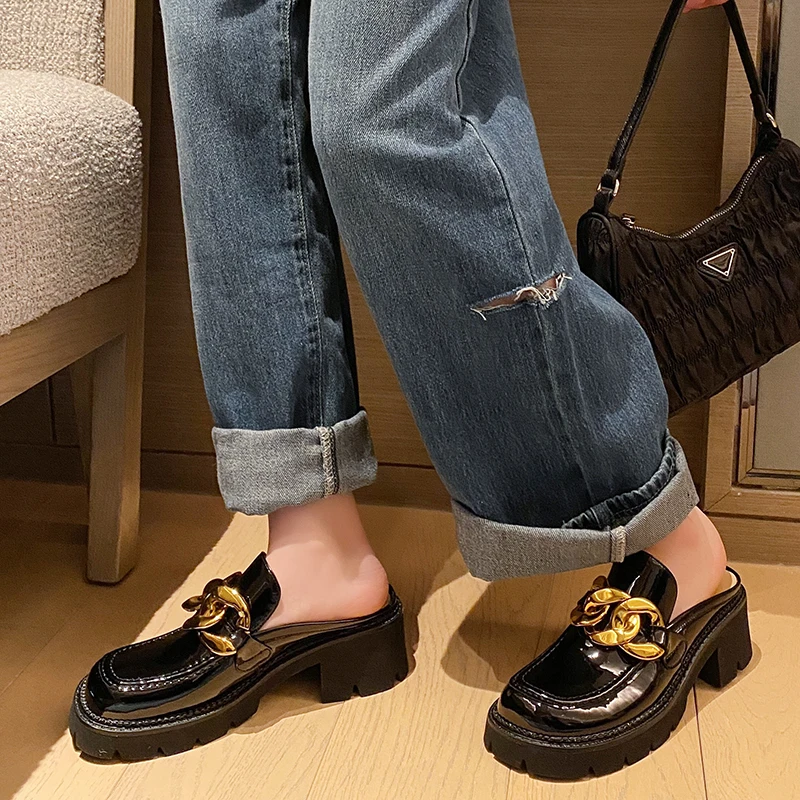 

Hanged Metal Women Shoes Summer 2021 Fashion Trend Genuine Leather Women Mules slippers Genuine Leather Party Women Sandals