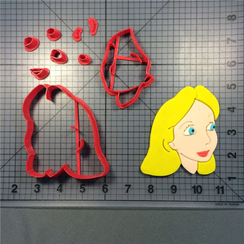 Киногерой Алиса страна чудес королева белый кролик сумасшедший Чеширский Мастик