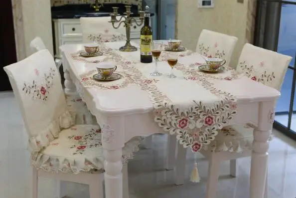 Скатерть большого размера с вышивкой ручной работы овальная Высококачественная