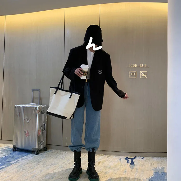 

Canvas matching net red chic portable Tote women's bag fashion 2020 new fashion large capacity single shoulder large bag medium