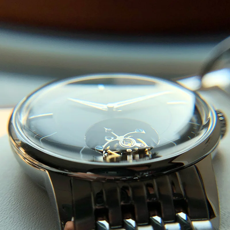 Лидирующий бренд Роскошные мужские часы Tourbillon Мужские сапфировые 3D изогнутое