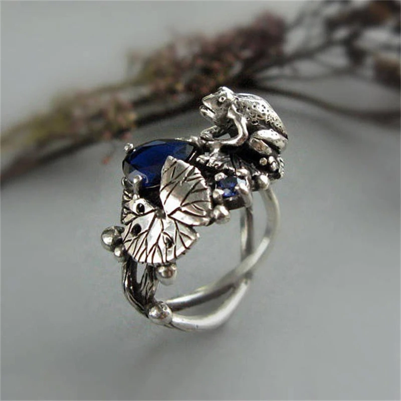 Retro Geometric Frog Lotus Leaf Ring Fashion Men and Women Blue Gemstone Decoration Casual Party Mascot Animal Jewelry | Украшения и
