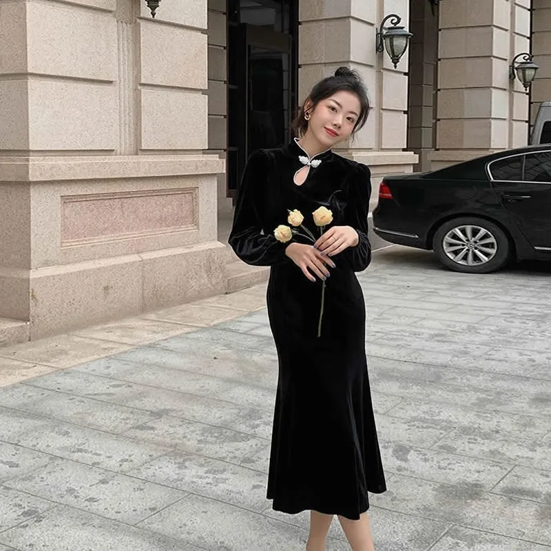 

Women Chinese Style Vintage Velvet Cheongsam Dress Spring Autumn Elegant Pearl Lace Collar Qipao Party Dresses Lady Chic Slim