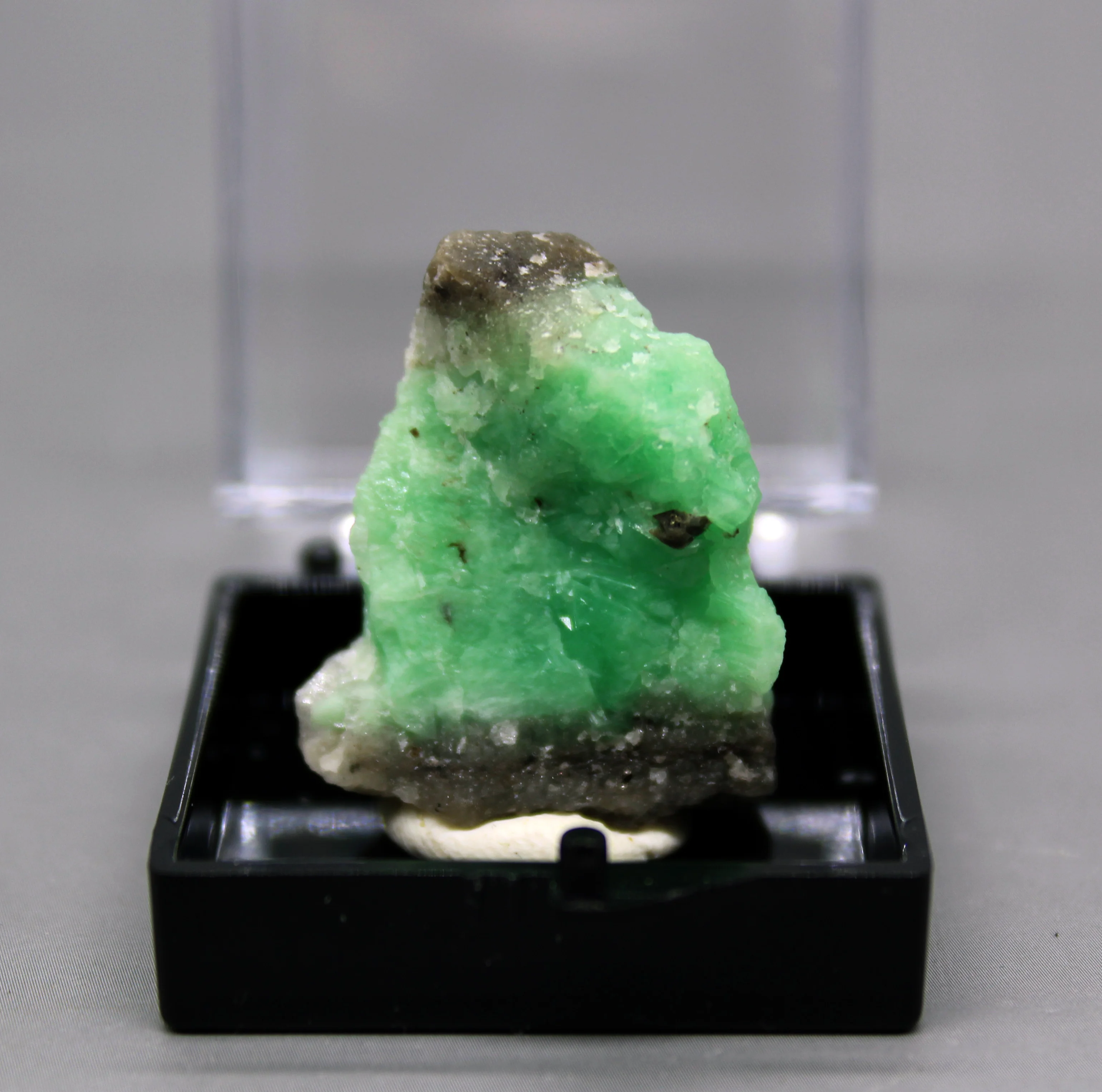 100% натуральный драгоценный камень класса зеленый изумруд минеральные