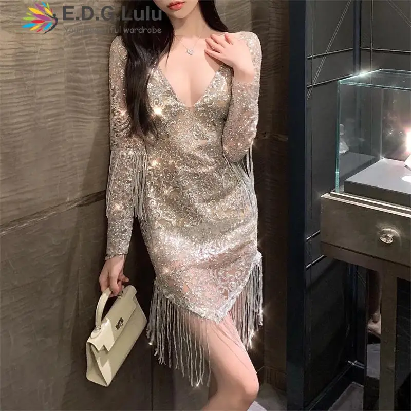 

EDGLuLu женское сексуальное блестящее платье с V-образным вырезом и длинным рукавом элегантное асимметричное женское вечернее платье с кисточ...