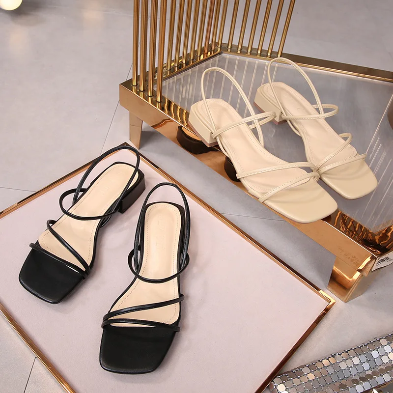 

Summer Women Sandals 34-43 Big Size Square Toe Narrow Band Flip Flops Chunky Low Heels Gladiator Sandalias Open Toe Brief Sandal