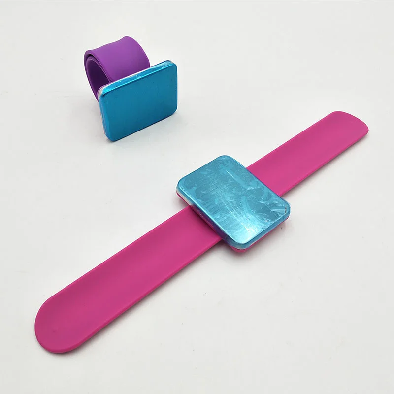 

Magnetic safety pin, arm, sewing accessories, pad, storage