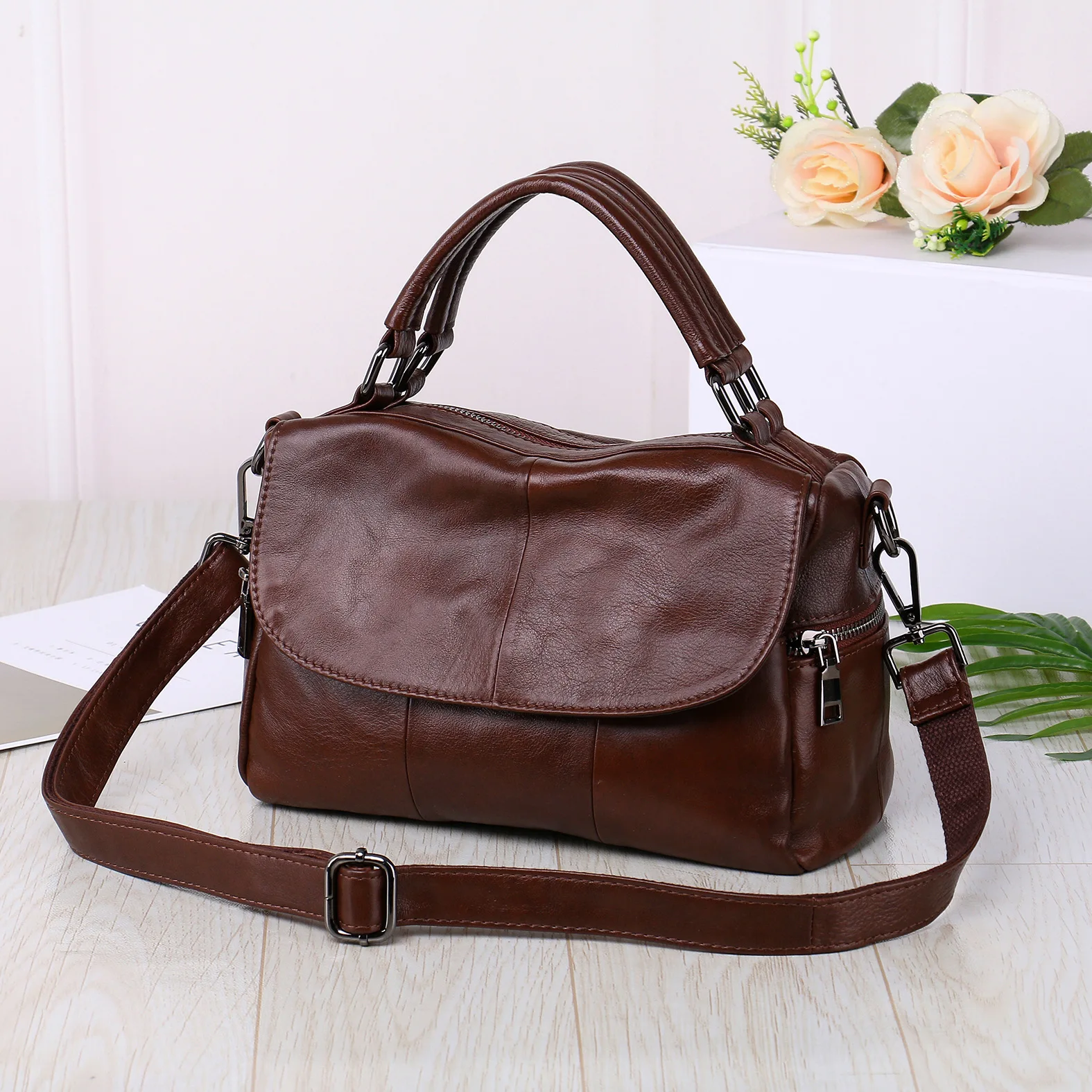 2022 Women Handbags Genuine Leather Female Real Leather Shoulder Bags Versatile Solid Large Capacity Ladies Tote Crossbody Bag