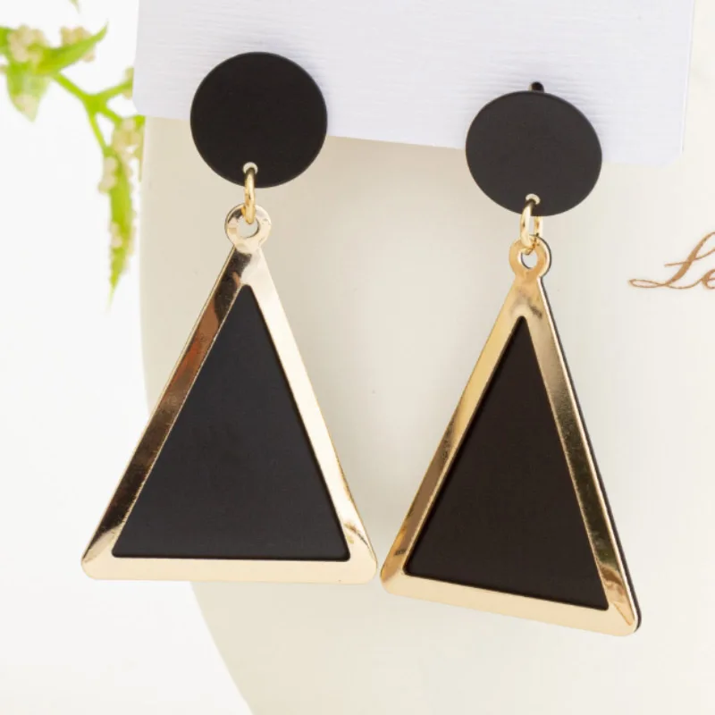 

Cool Summer Style Golden Drop Earrings For Women Geomatric Black Long Hanging Earring Triangle Jewelry Earing Bijouterie Серьги