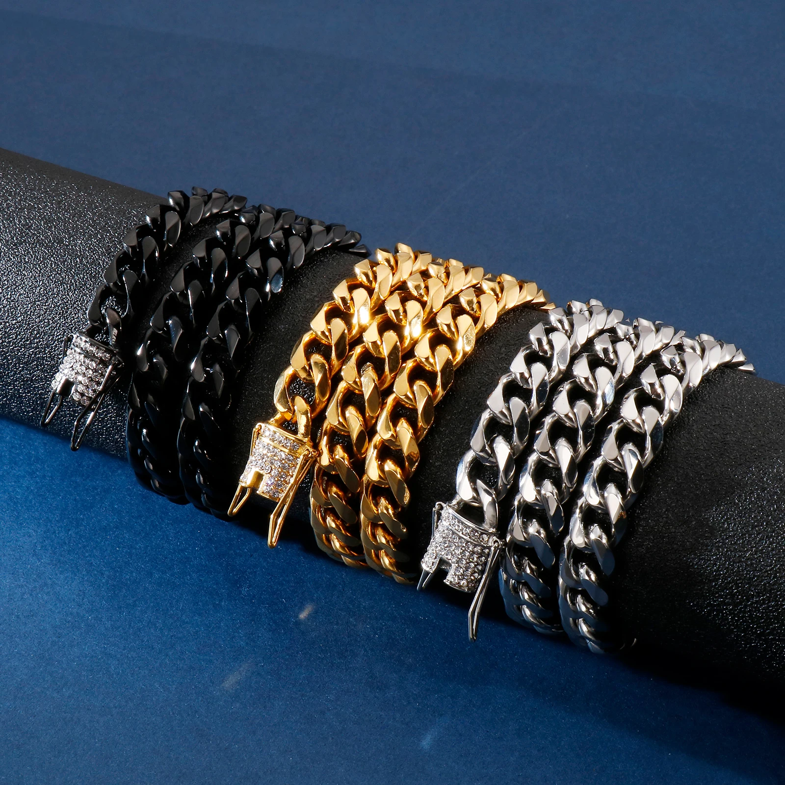 

11mm Width Trendy Cuba Thick Stainless Steel Mens Chains Necklaces Men Personality Male Jewelry Mens Golden Necklace Man