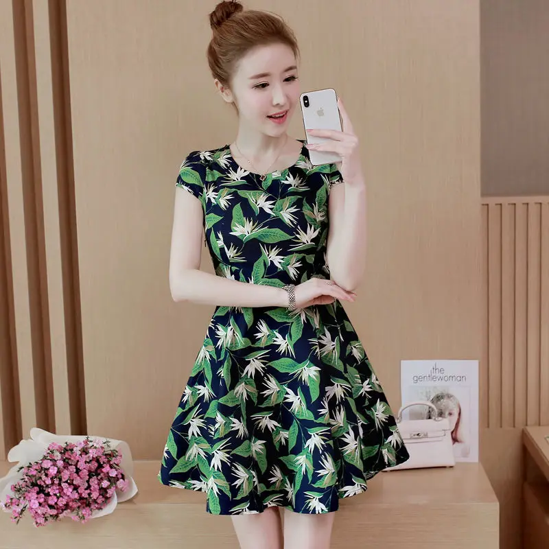 

2021 summer new style women's temperament slim floral short-sleeved round neck printed dress female casual