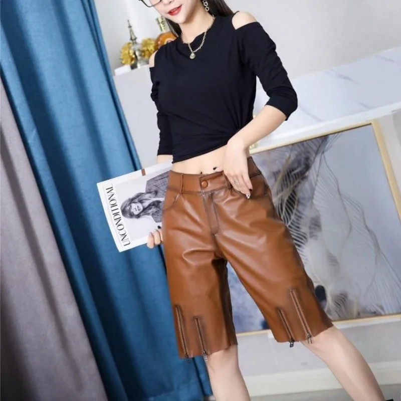 

Women Straight Shorts Fashion Real Leather Elastic Waist Sheepskin Knee-Length Shorts Designer Street Biker Shorts Female