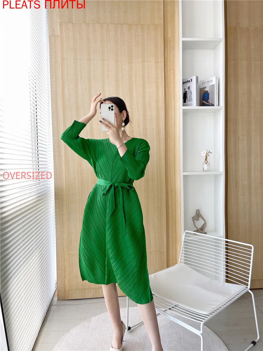 

Miyake Pleated Dress Autumn New Female Waist Tie Pure Color Simple Round Neck Temperament A-line Dresses PLEATS Vestido Robe